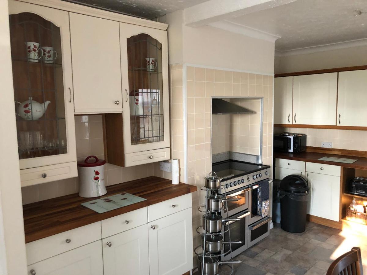3-Bed House Waterfall Country Brecon Beacons Pontneddfechan 外观 照片