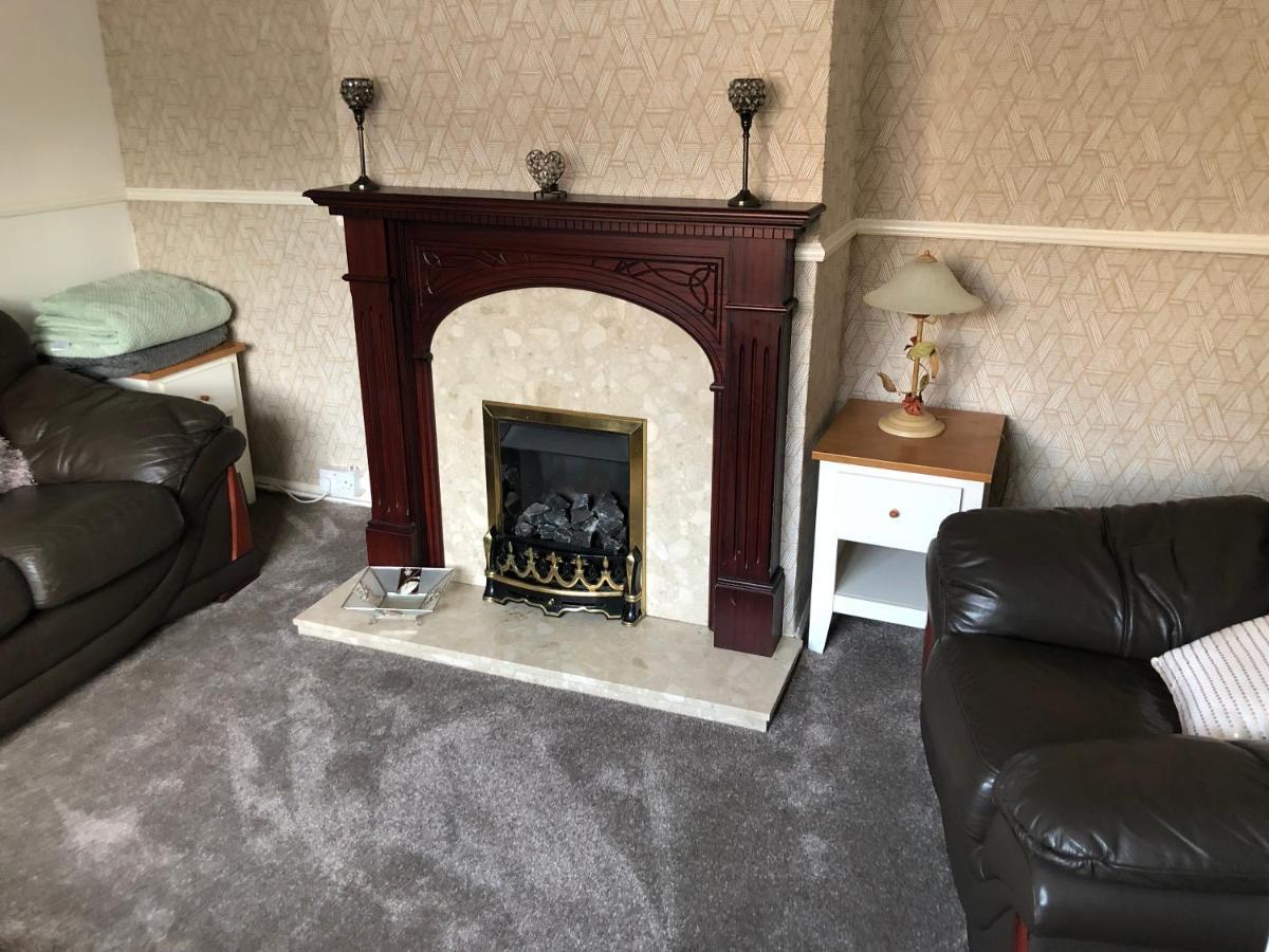 3-Bed House Waterfall Country Brecon Beacons Pontneddfechan 外观 照片