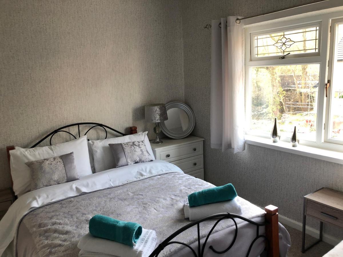 3-Bed House Waterfall Country Brecon Beacons Pontneddfechan 外观 照片